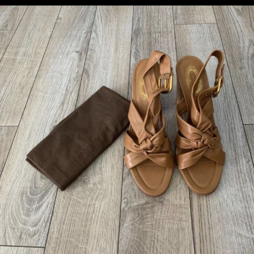 Women’s shoes Elie Tahari